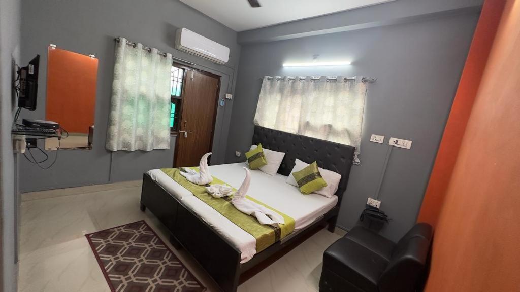 Hotel Aparajita Varanasi Luaran gambar