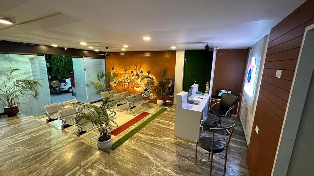 Hotel Aparajita Varanasi Luaran gambar